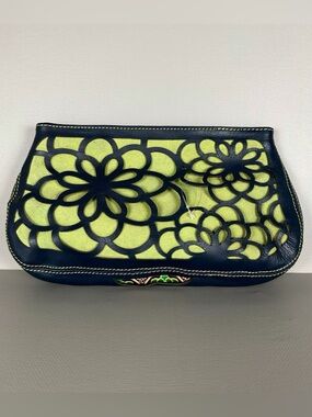 HADLEY POLLET Seaside Peek-A-Boo Clutch